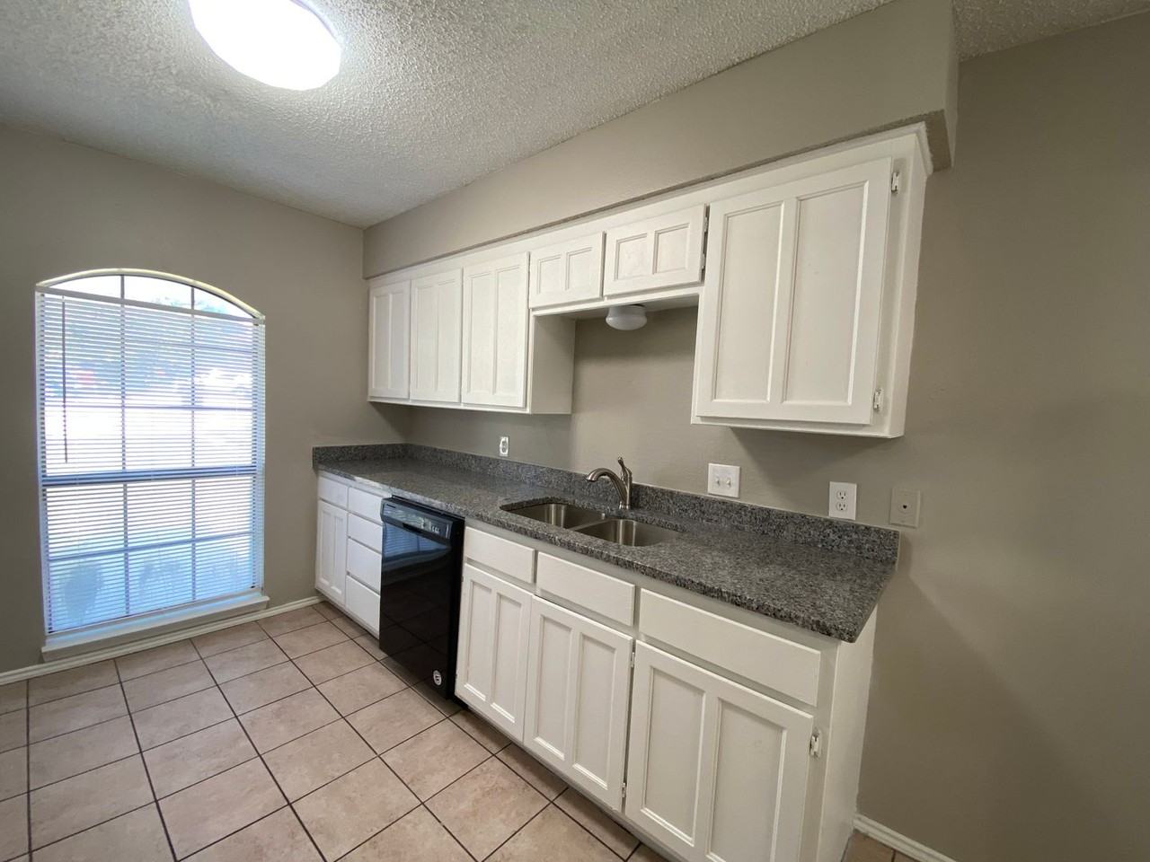 LittleValley457/59 - Photo 2 of 16