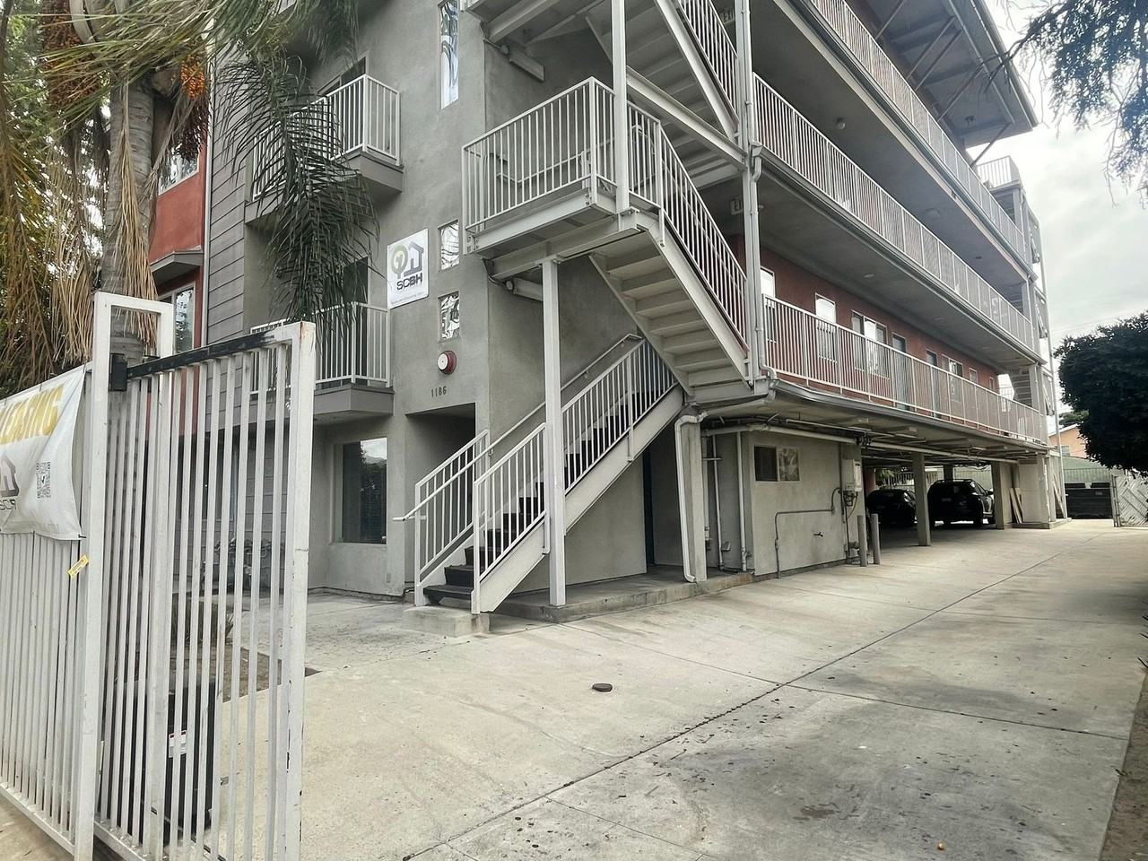 The Brim - Photo 6 of 16