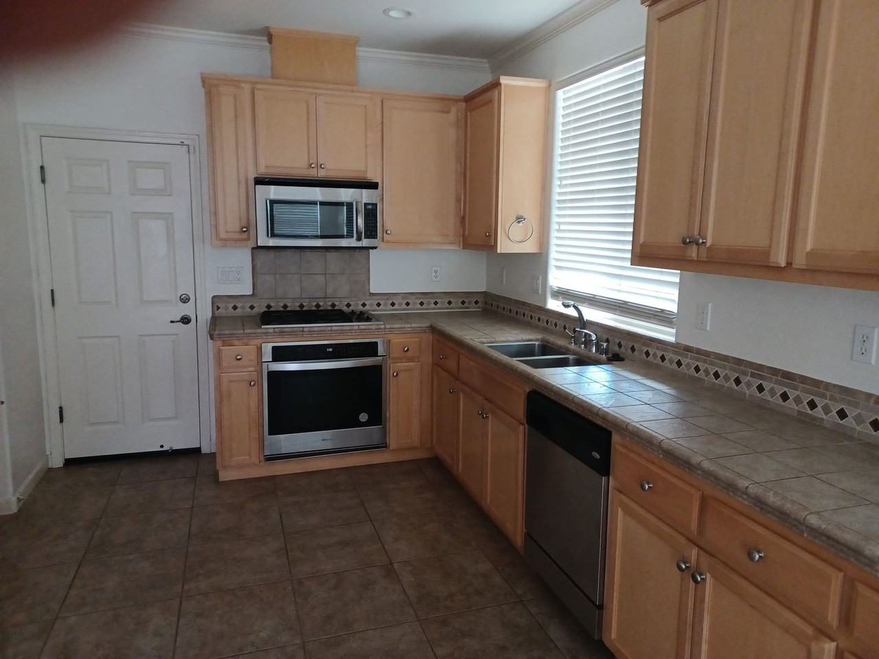 213 Moscato Court - Photo 5 of 8