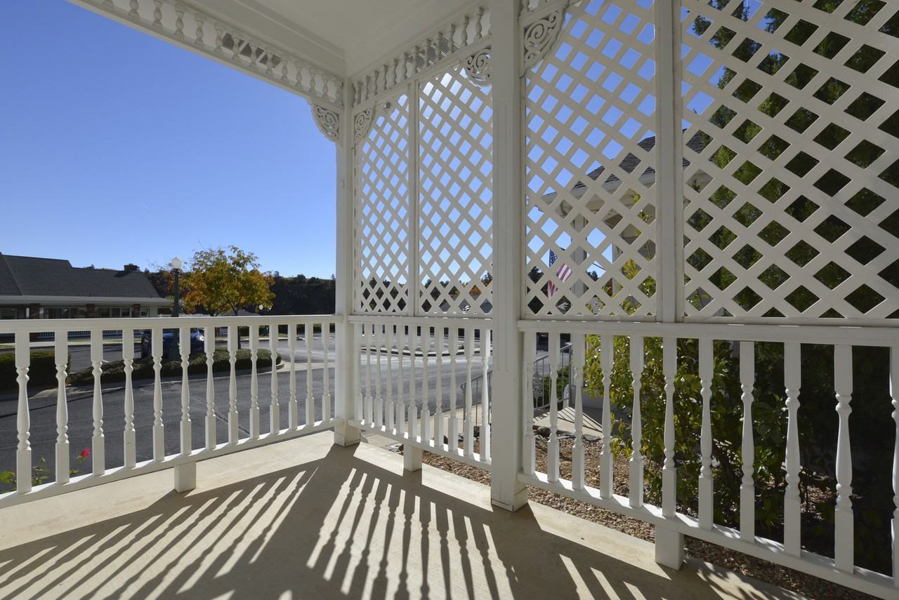 1759 1759 N. Baker Street - Photo 3 of 25