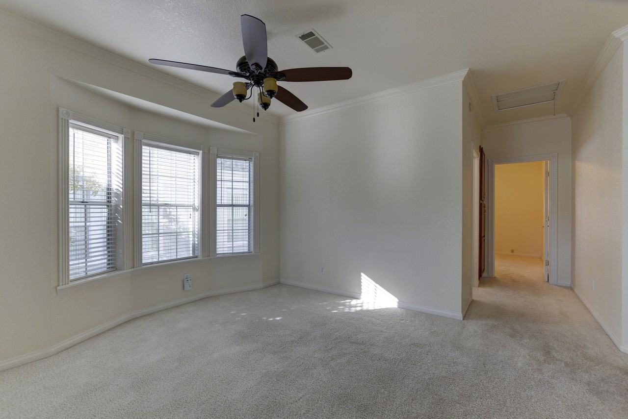 1759 1759 N. Baker Street - Photo 7 of 25