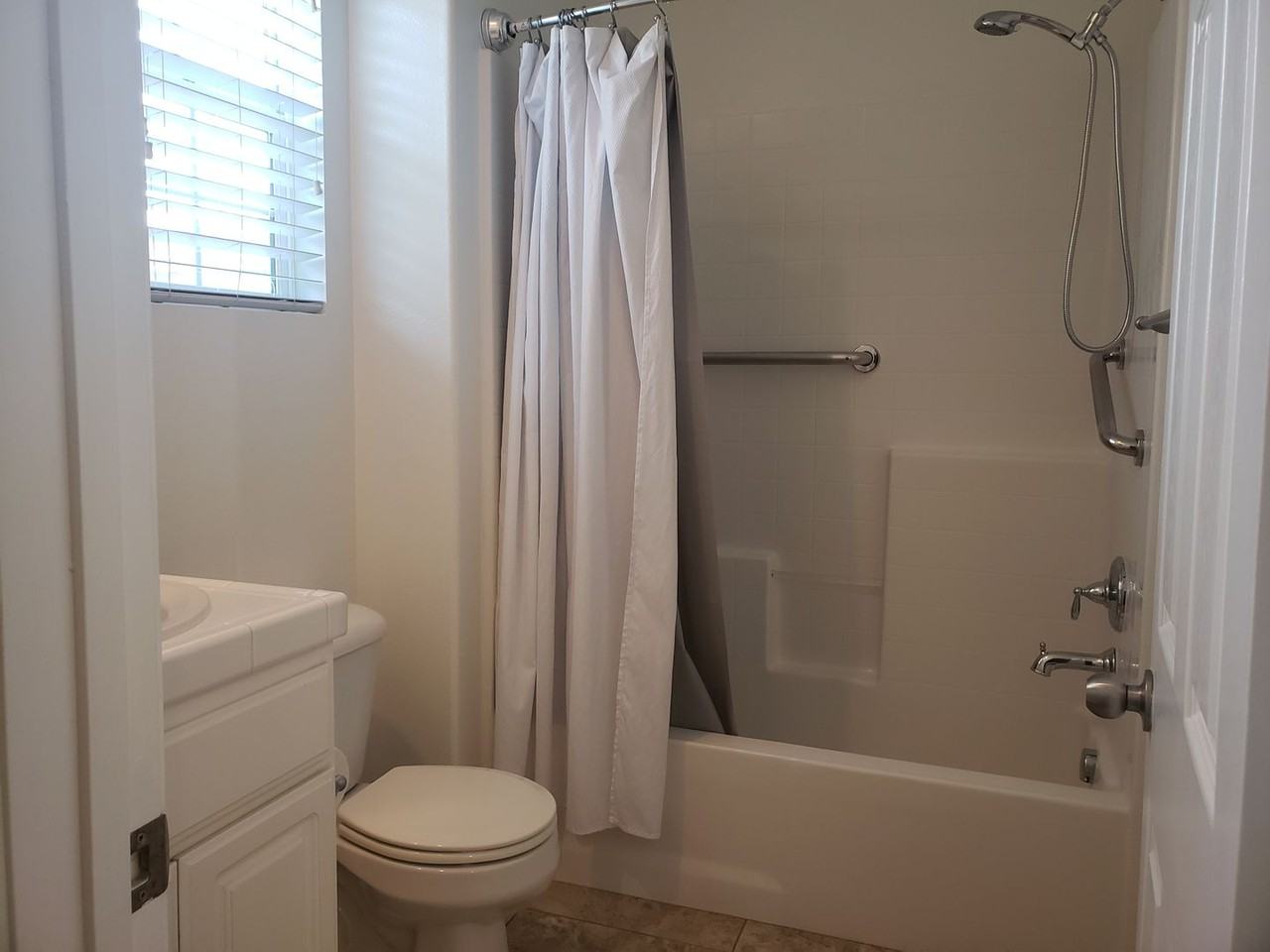 727A Nile River Dr - Photo 2 of 10