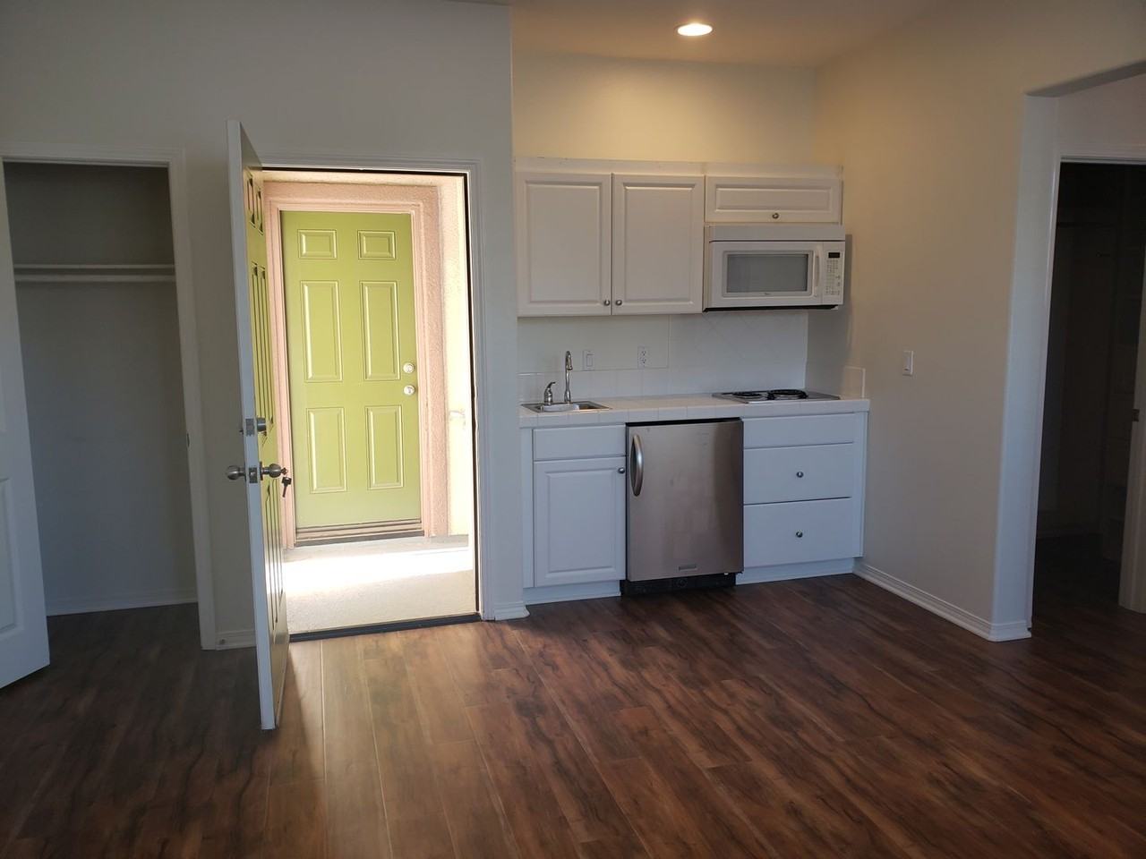 727A Nile River Dr - Photo 7 of 10