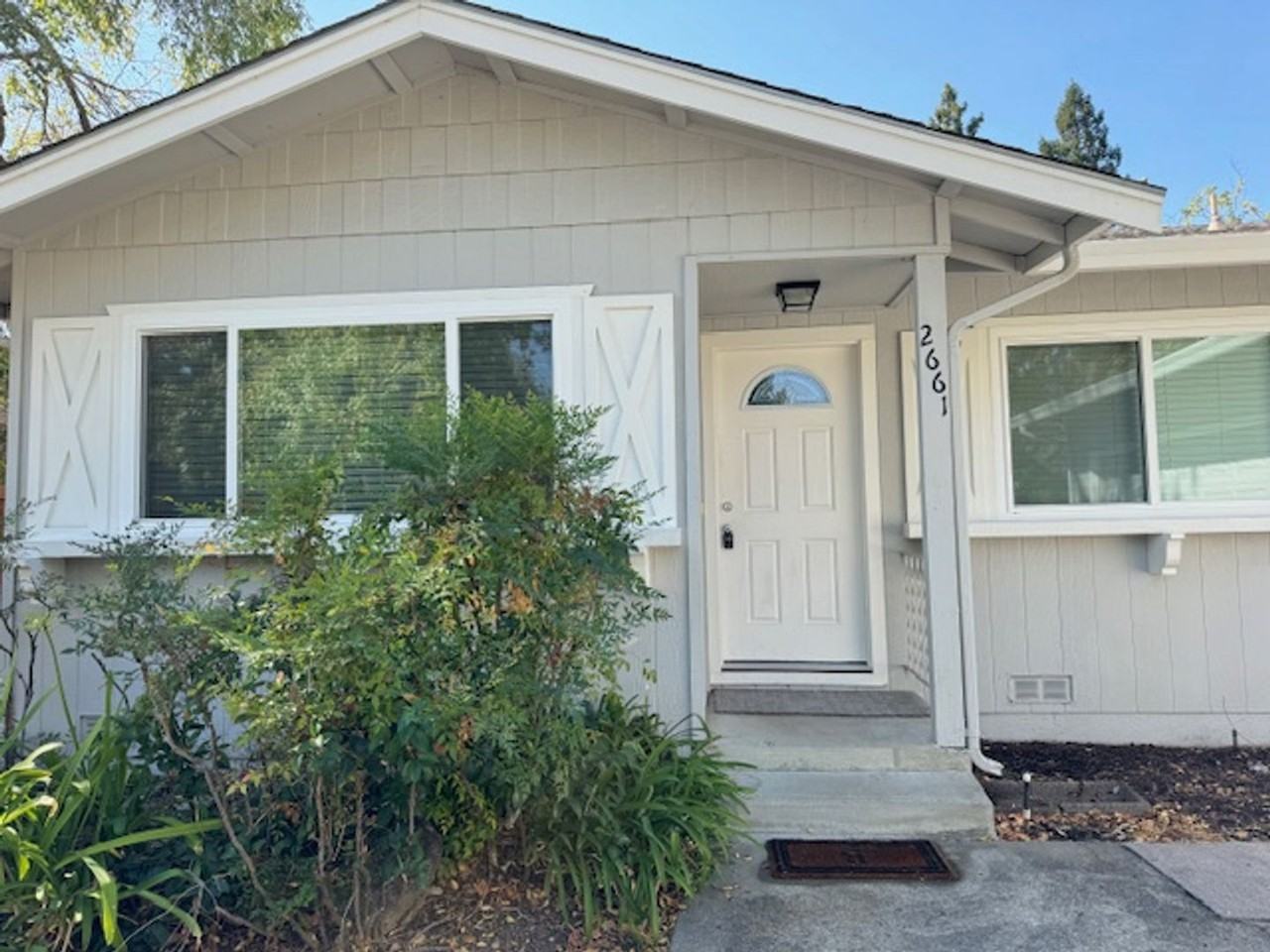 2661 Buena Vista Ave - Photo 2 of 20