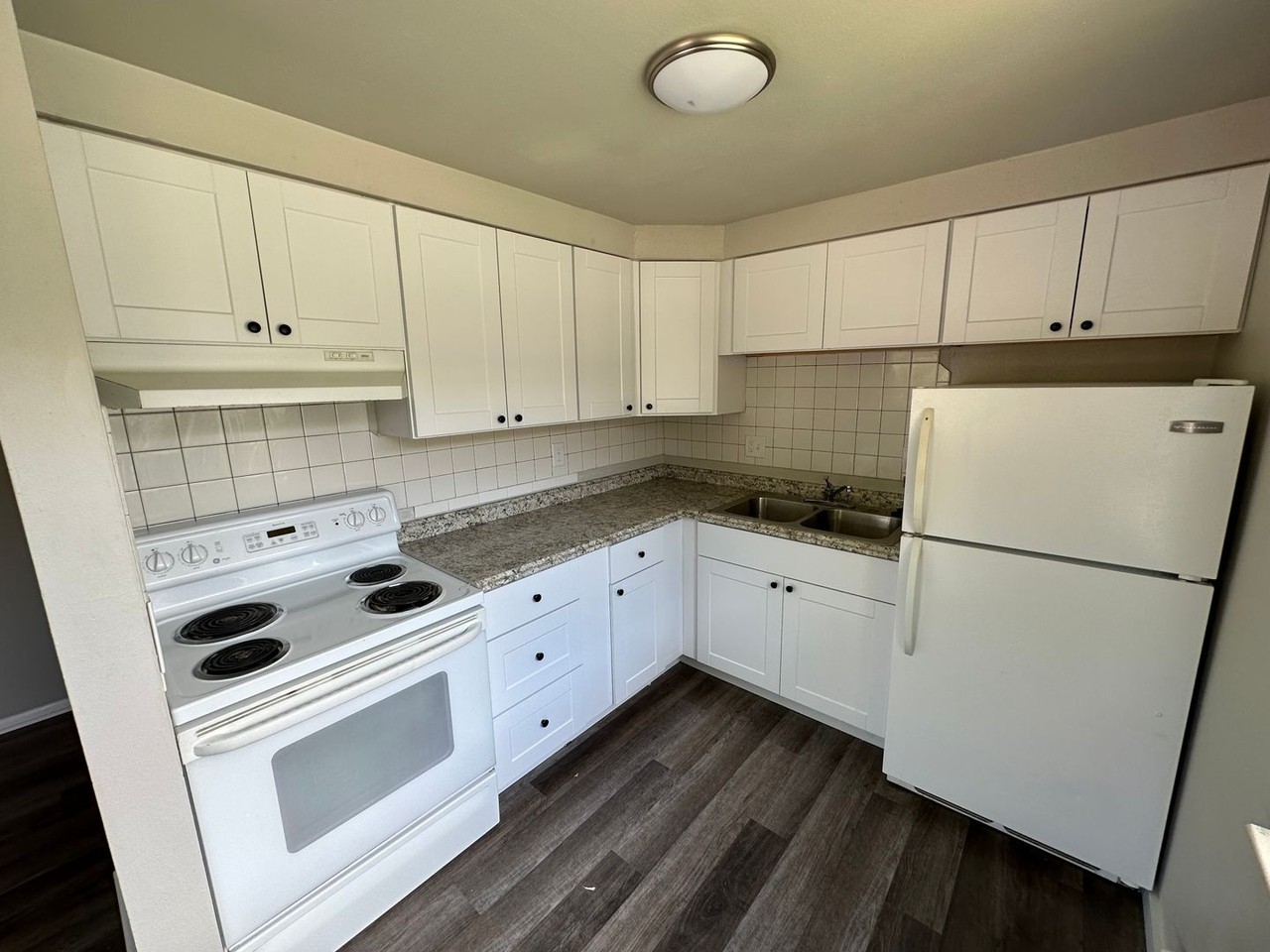 6911 W 24th Ave #4 - Photo 3 of 13