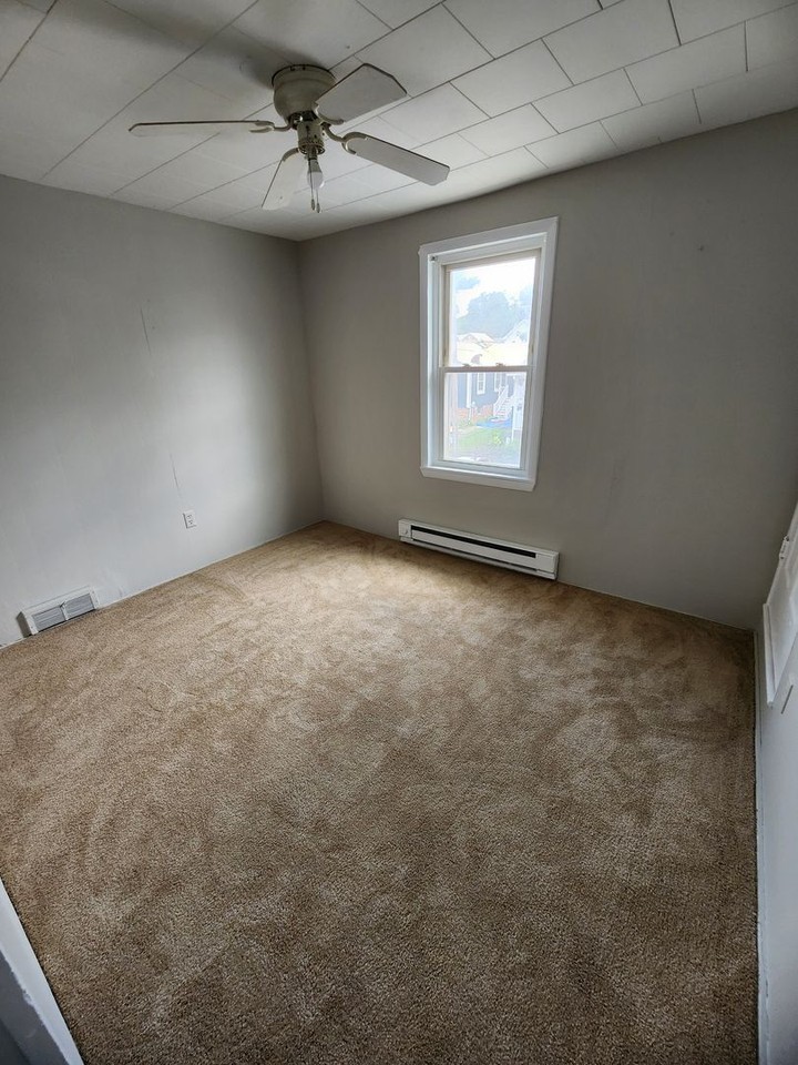 4 South Farquhar Street - Photo 3 of 15