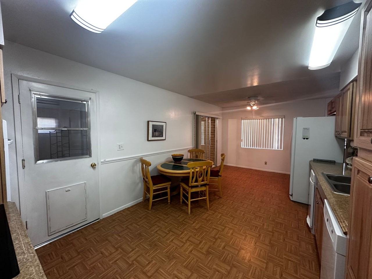 2545 Kemp Ave - Photo 6 of 15