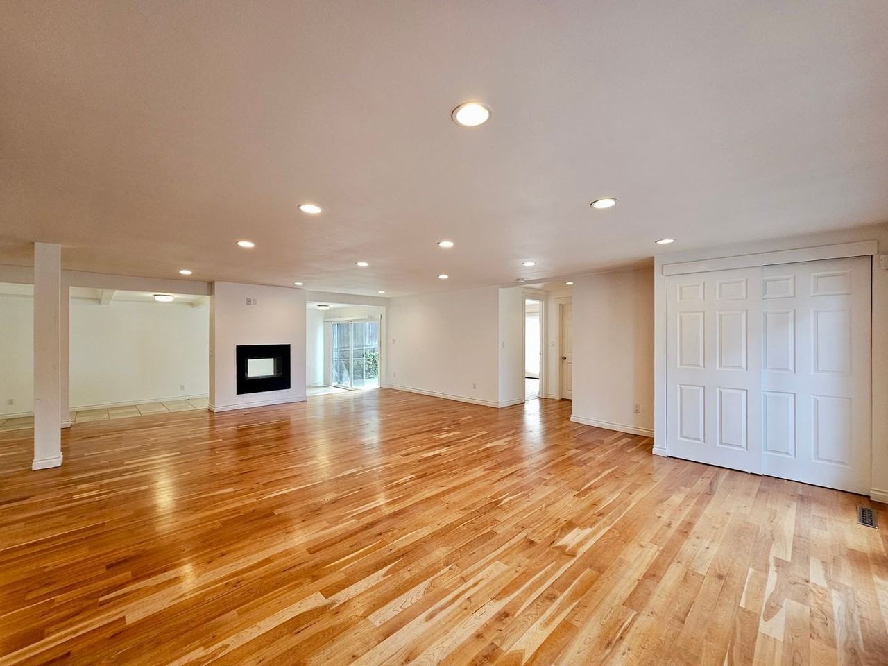 102 6th St S - Photo 3 of 20