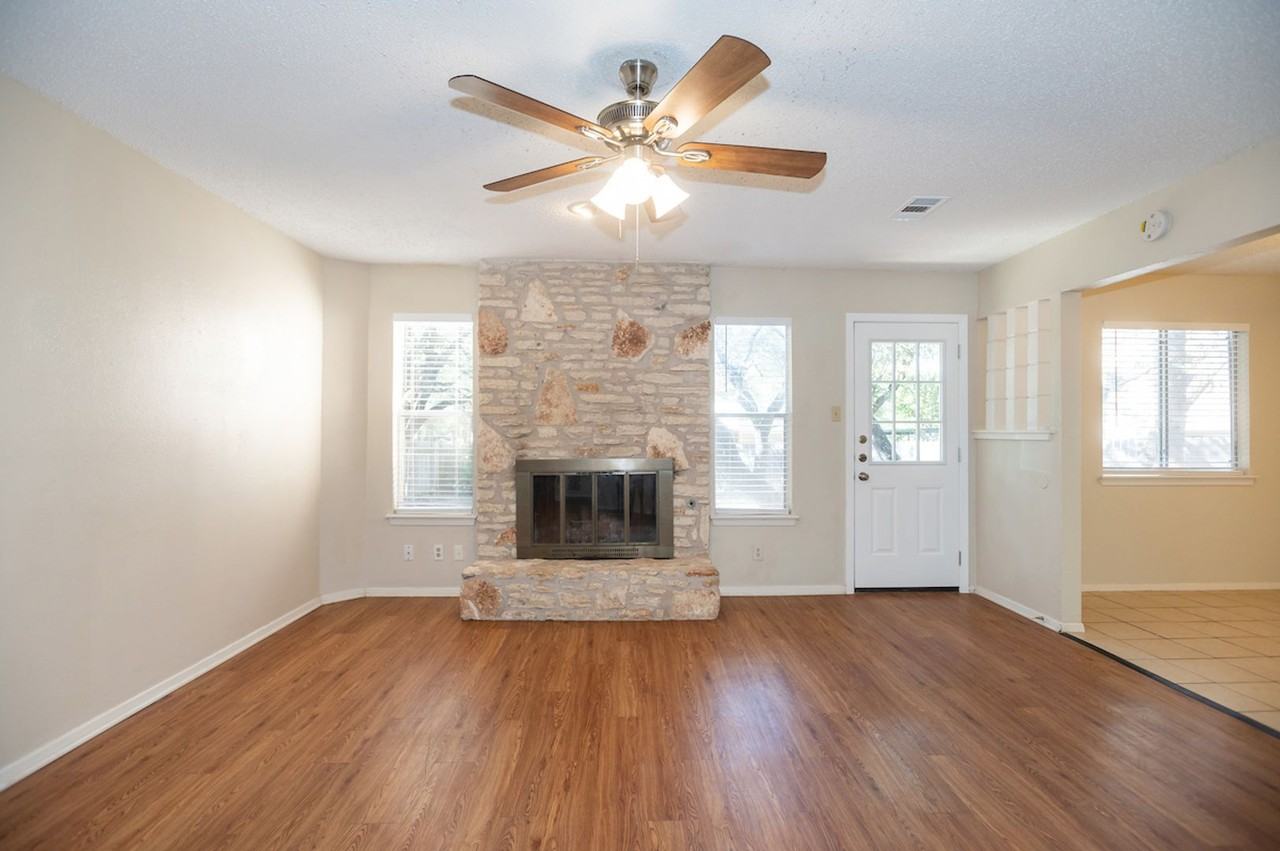 4203 Balboa Ln - Photo 4 of 24