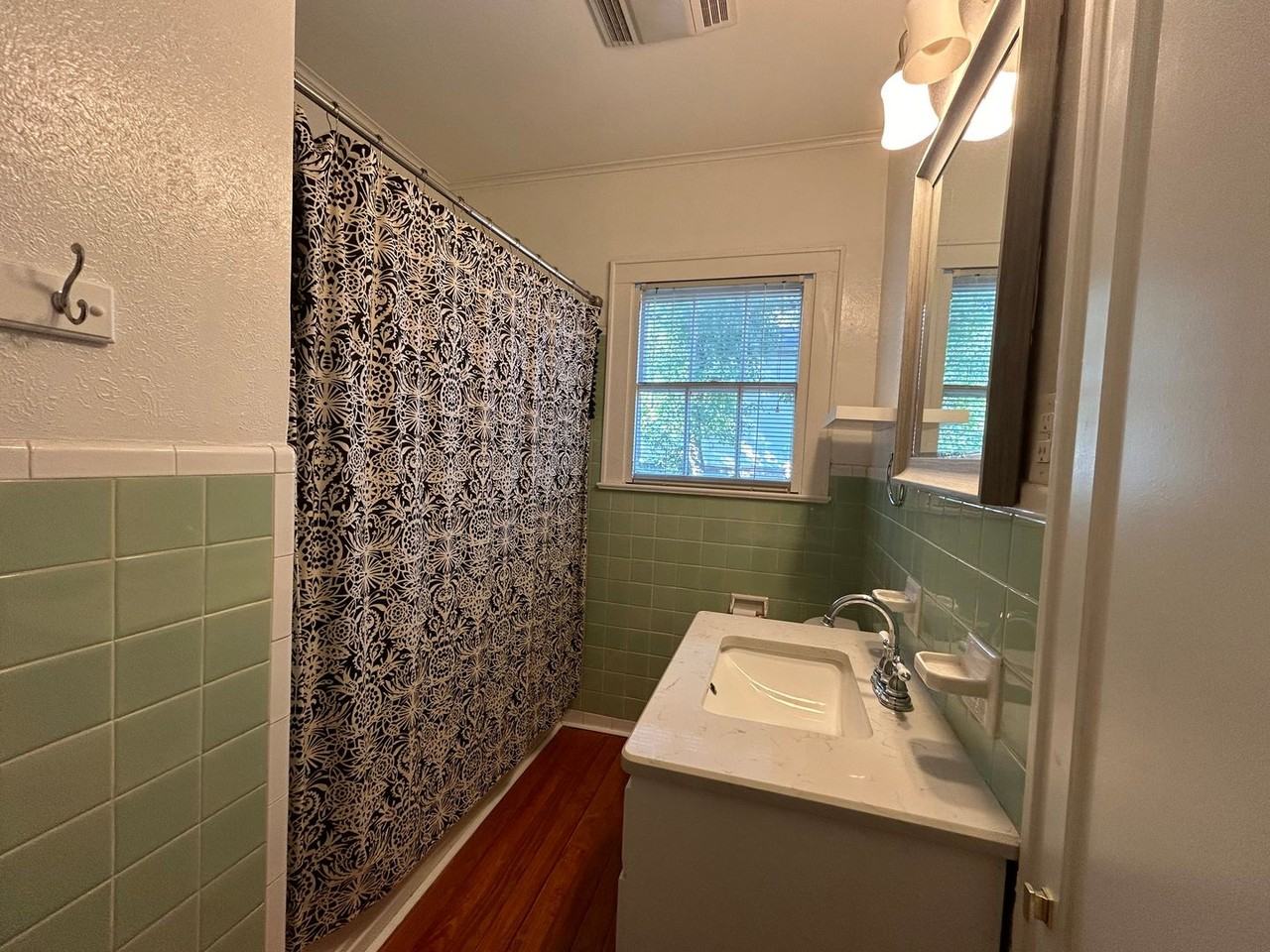 3805 Baltimore Ave - Photo 6 of 9