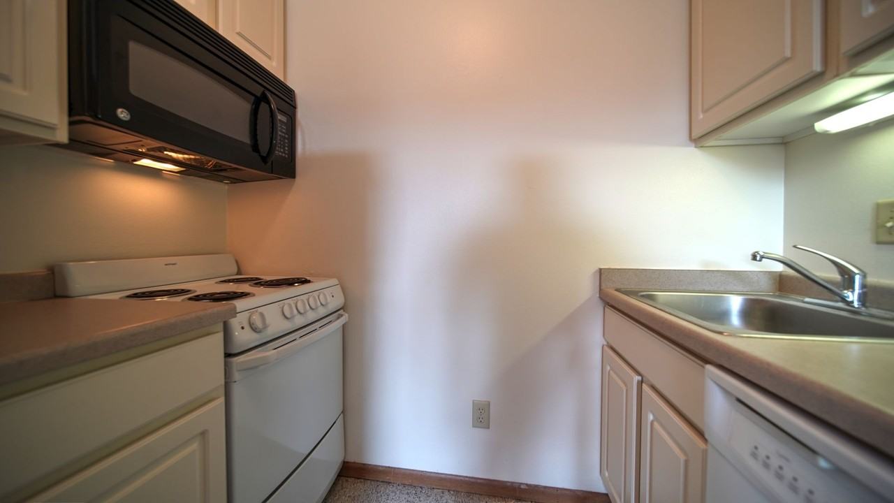 2 Langdon - Photo 3 of 50