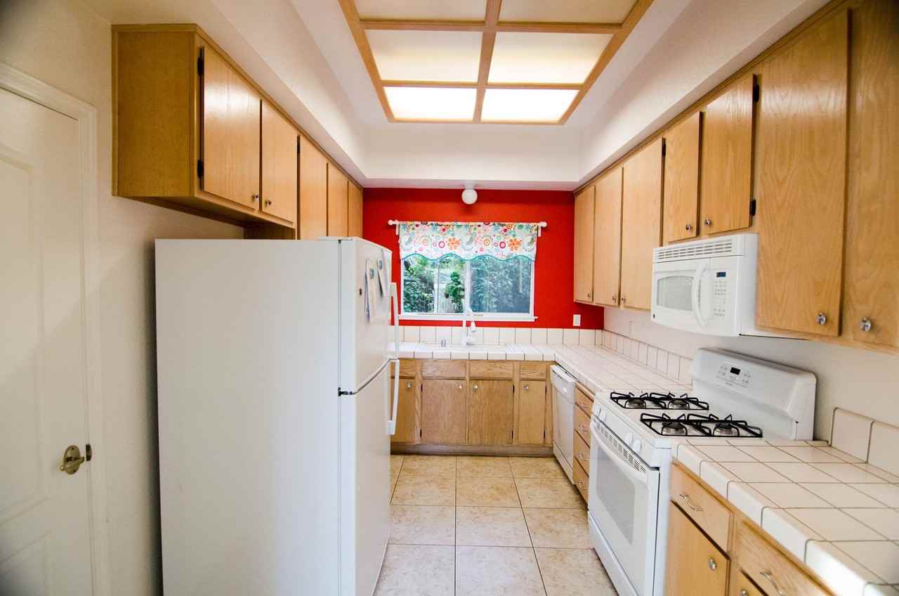 3133 Woods Cir - Photo 6 of 18