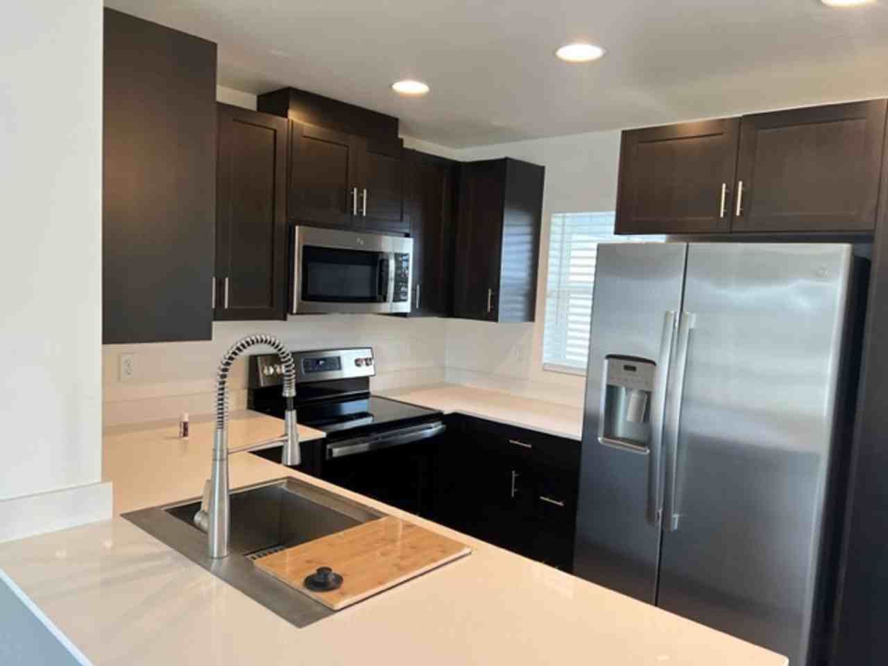 187 187 NORTHRIDGE TERRACE - Photo 3 of 18