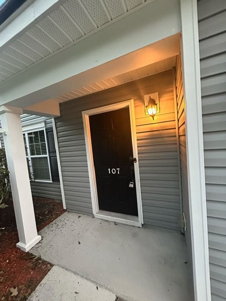 107 Moon Shadow Ln - Photo 3 of 30