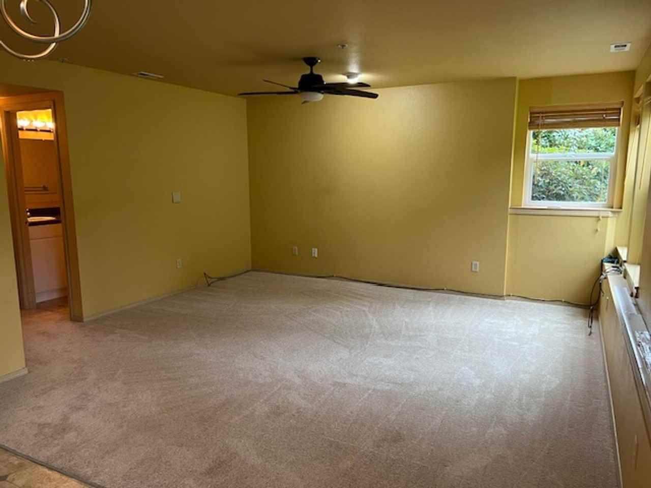 23410 Se 160th Pl #B - Photo 3 of 18