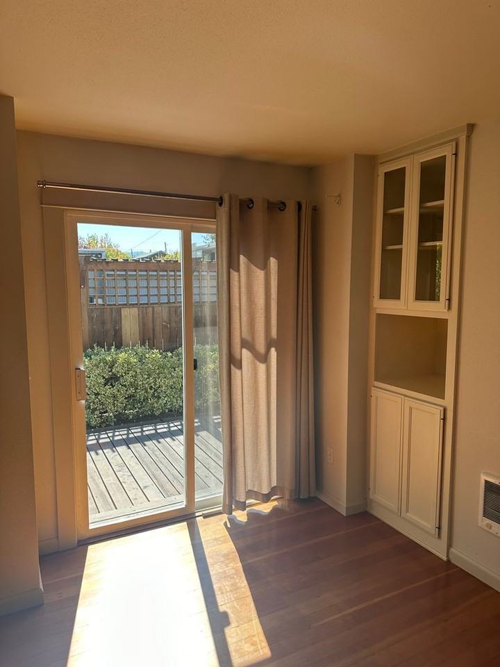 1548 Lincoln St - Photo 7 of 26