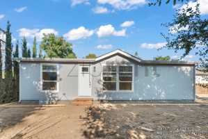 featured image of 1133 Lovell Ave #B