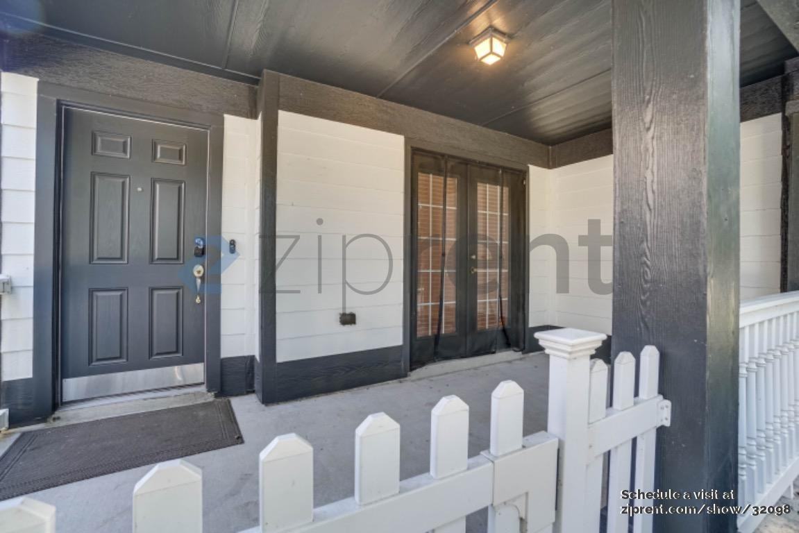 1217 Charleston Ln - Photo 5 of 26