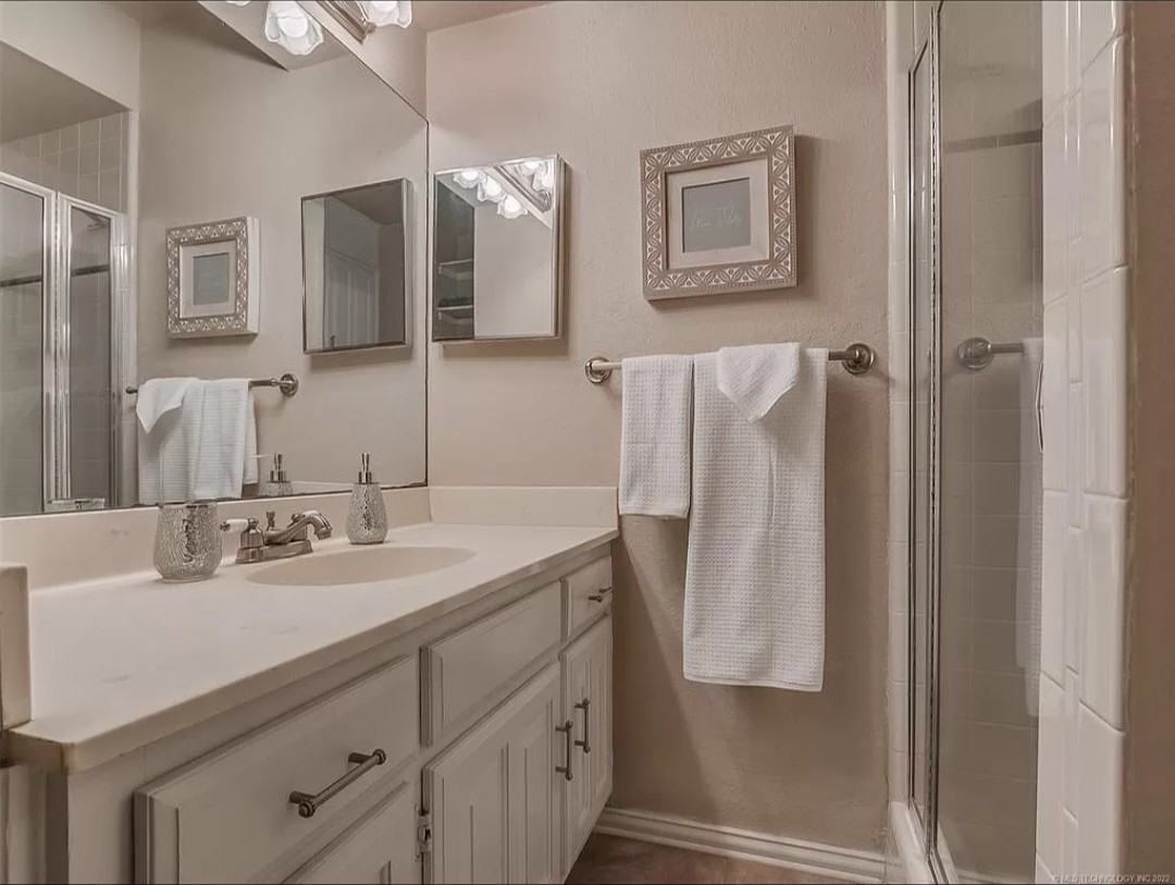 108 Hummingbird Ln #NA - Photo 3 of 14