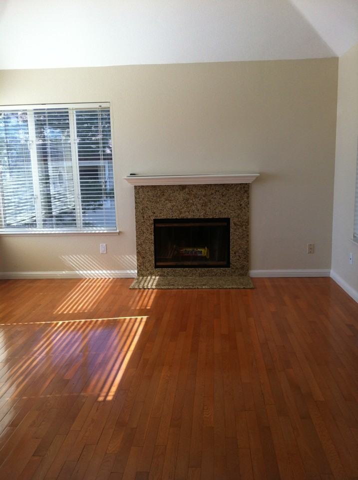 383 Green Ridge Dr #10 - Photo 5 of 40