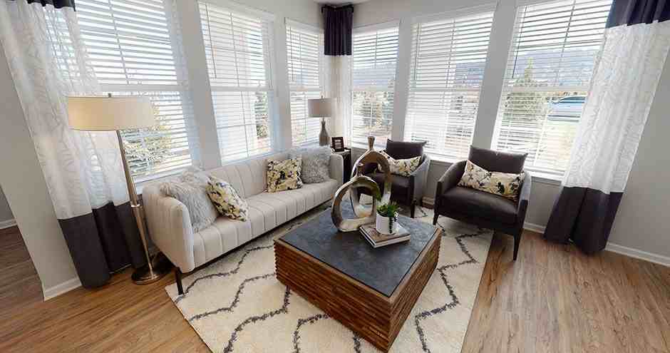 The Manhattan on the River Apartments - Photo 3 of 35