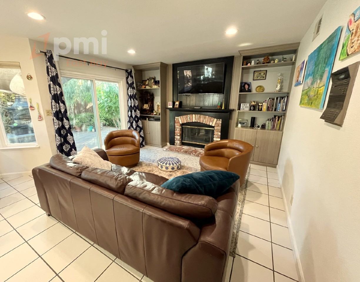980 Springview Cir - Photo 6 of 14