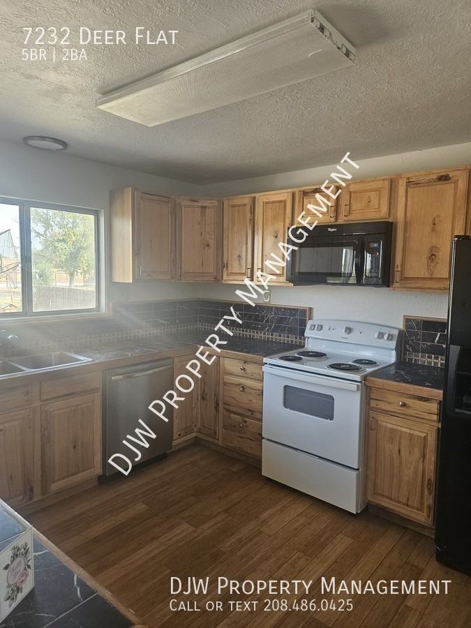 7232 Deer Flat Rd - Photo 3 of 13