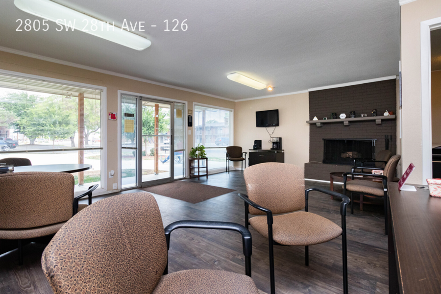 2805 Sw 28th Ave #126 - Photo 6 of 11