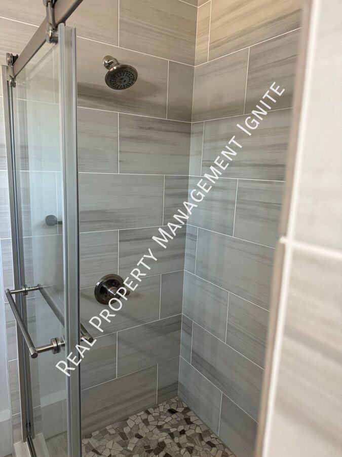 65601 Mckenzie-Bend Highway - Photo 7 of 12