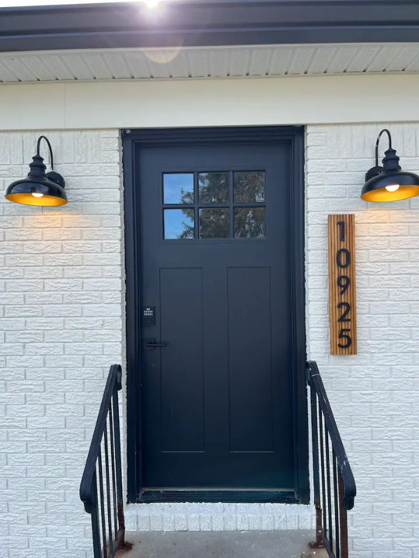 10925 Otsego St #C - Photo 3 of 7