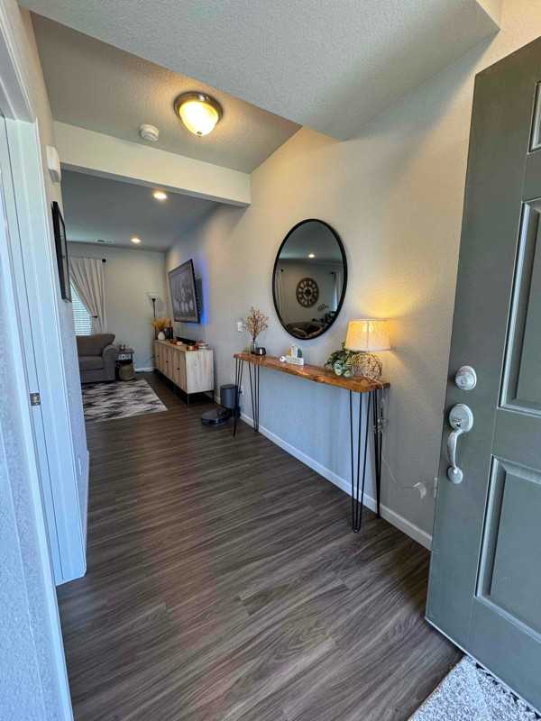 1127 Huntington Ave - Photo 3 of 27