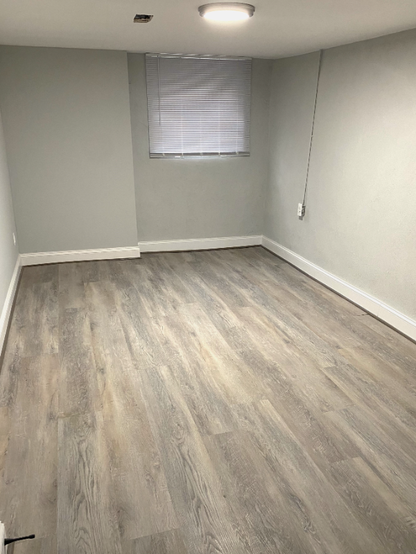 837 N Fulton Ave - Photo 6 of 15