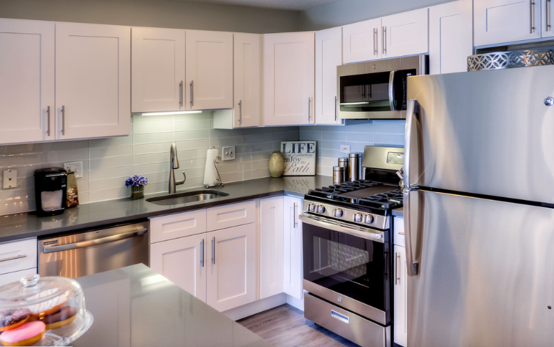 535 N State St - Photo 2 of 12