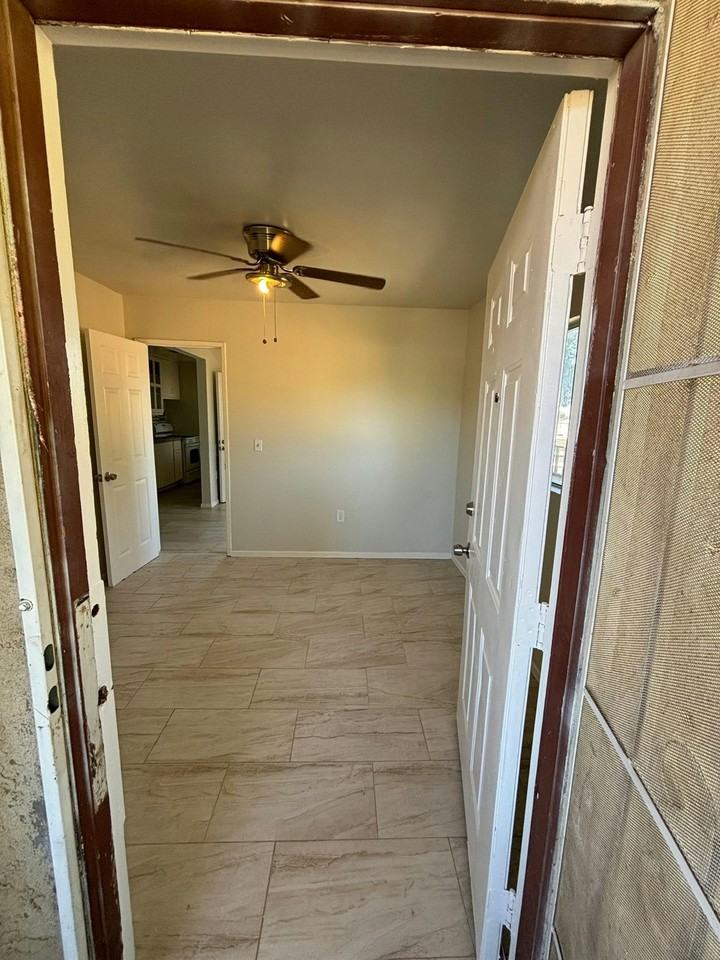 1498 East 6th Street, Unit 1 - Photo 3 of 4