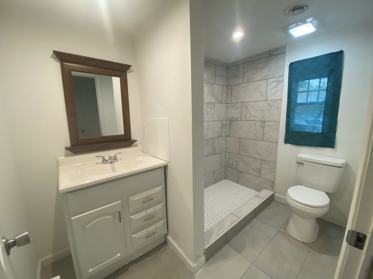 415 East Piedmont Street - Photo 2 of 9