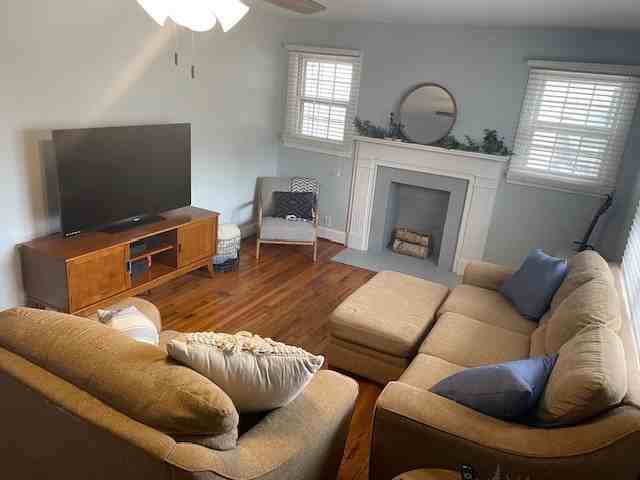115 Collier Ave - Photo 2 of 11