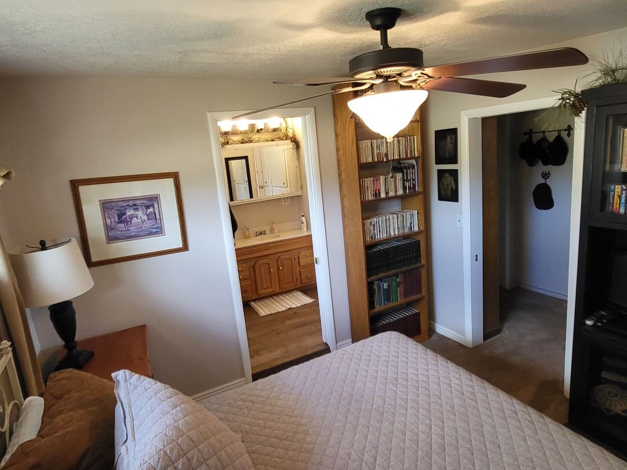 5675 E Burris Ln - Photo 7 of 24