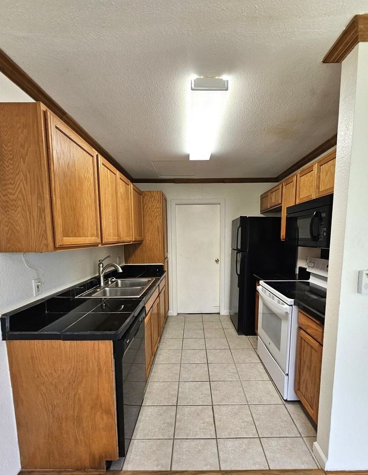 133 Kahako St #A - Photo 3 of 8