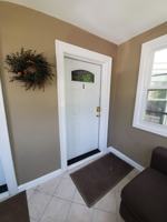 featured image of 17 Holman St #1