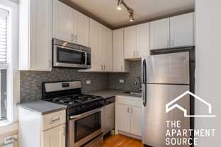 2420 N Kedzie Blvd #305 - Photo 1 of 1
