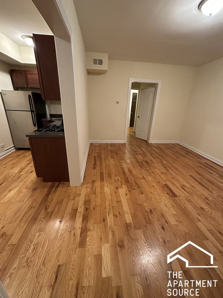 343 Park Ave #10 - Photo 3 of 7