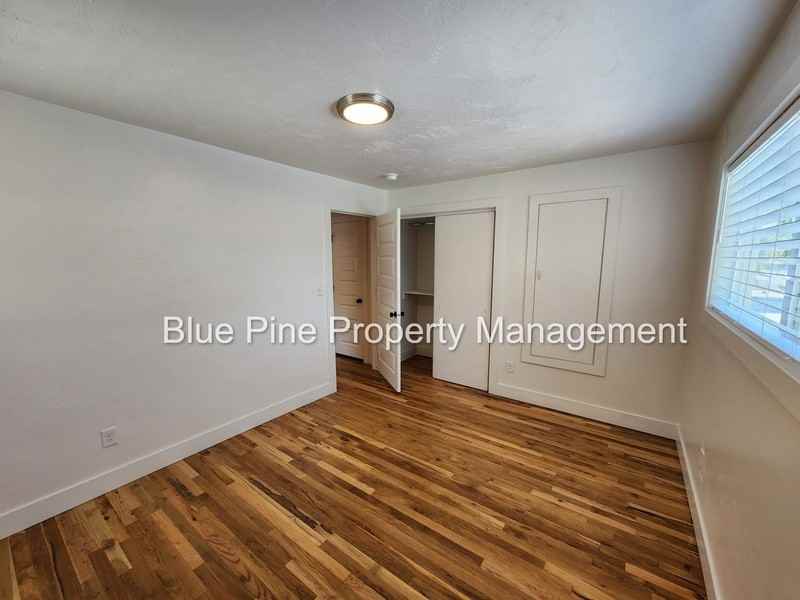1565 S Higbee Ave - Photo 7 of 17