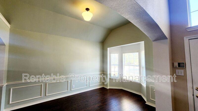 1185 Len Mar Dr - Photo 6 of 19