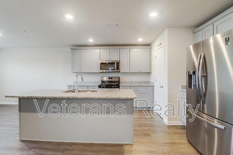 1093 Enclave Cir - Photo 7 of 27