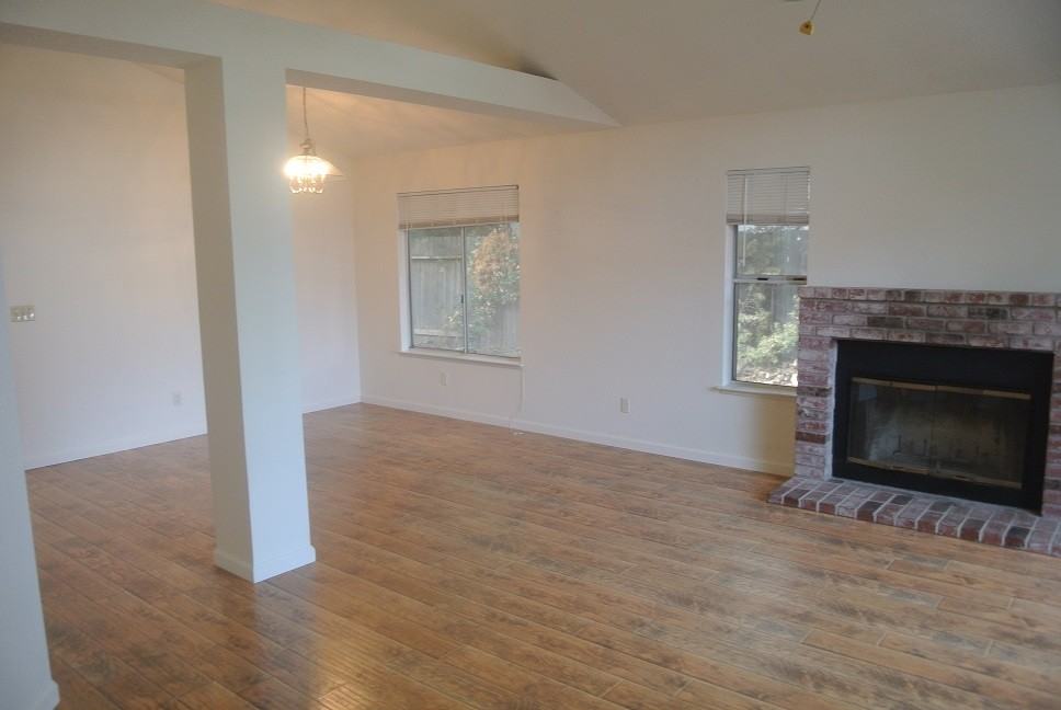 1439 Long Creek Way - Photo 3 of 15
