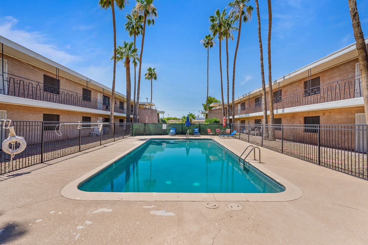 420 E Mcmurray Blvd - Photo 7 of 42