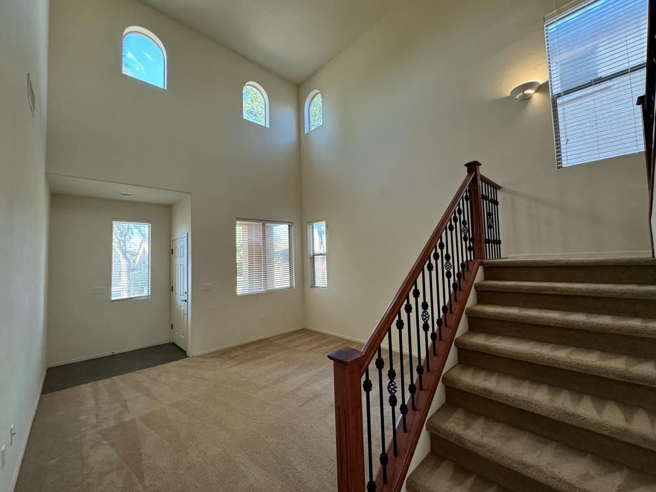 1651 W Gentle Brook Trl - Photo 3 of 25