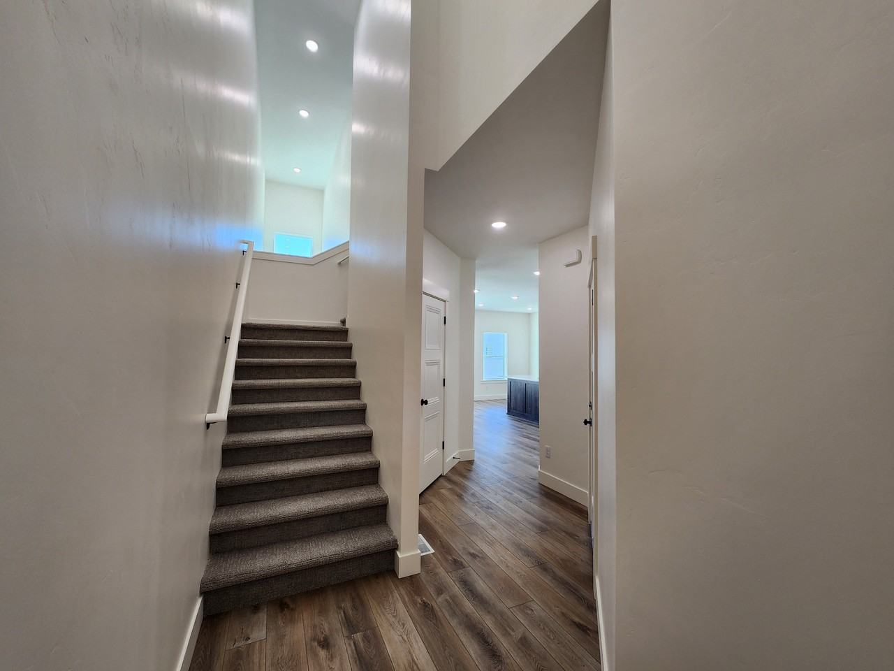 3028 Malakai Ct - Photo 2 of 19