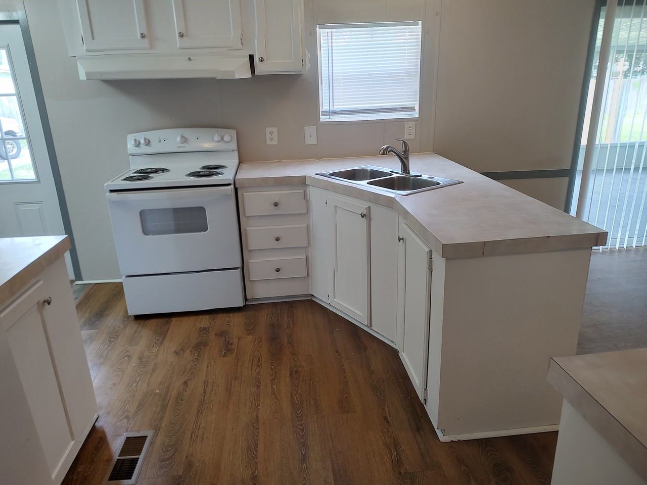 8296 W Stone Gate Ct - Photo 3 of 17