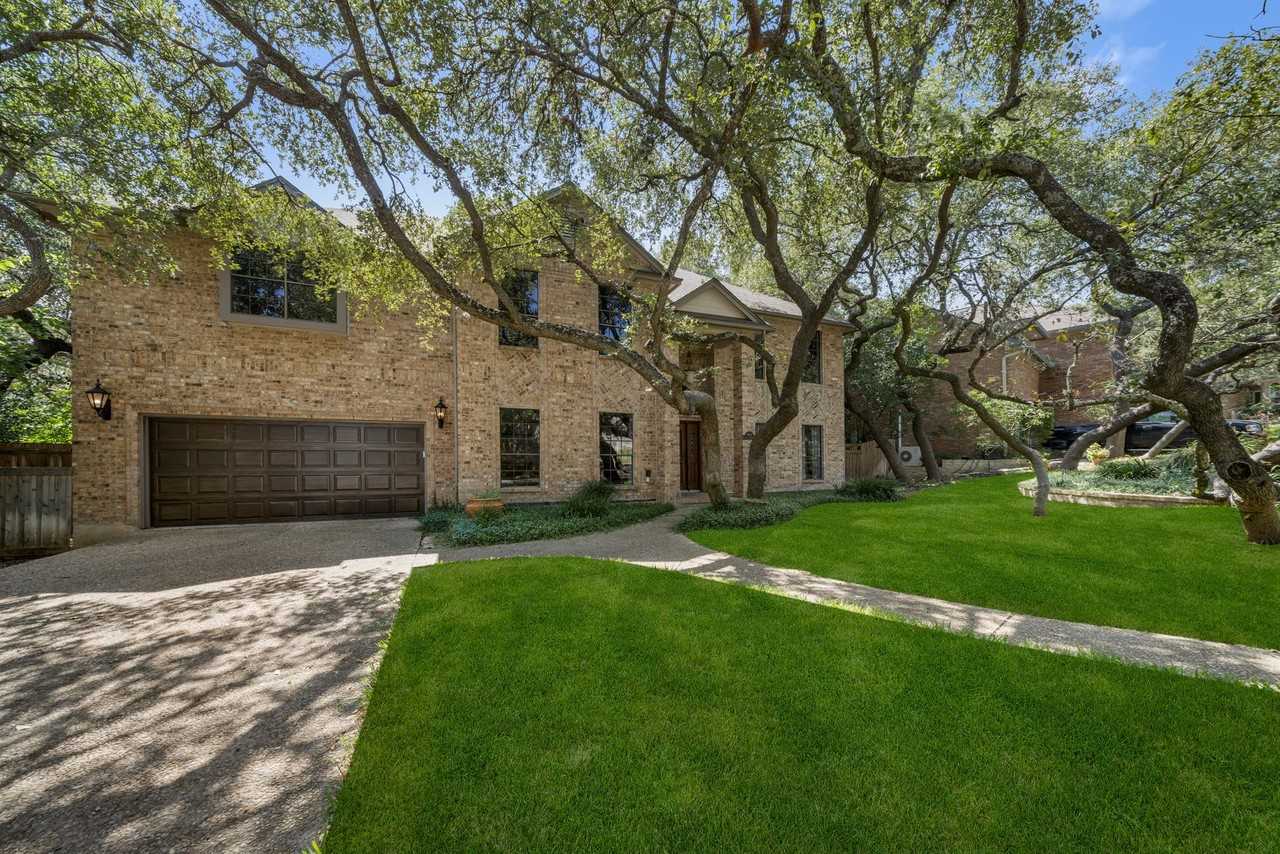 8638 Cheviot Hts - Photo 2 of 40